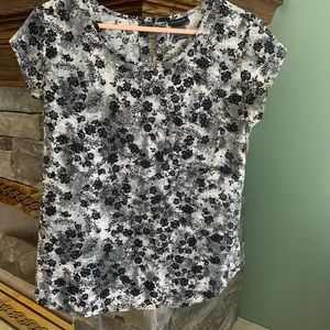 Ann Taylor Blouse Size Medium Black/gray
